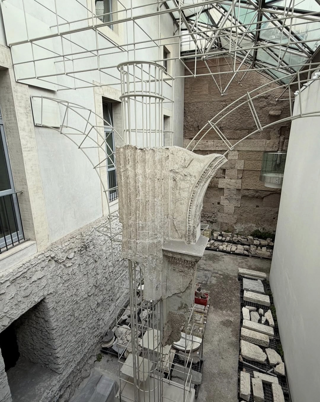 Different construction phases preserved at Crypta Balbi