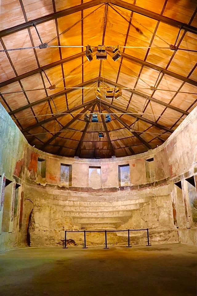 Apsidal hall of the Auditorium of Maecenas