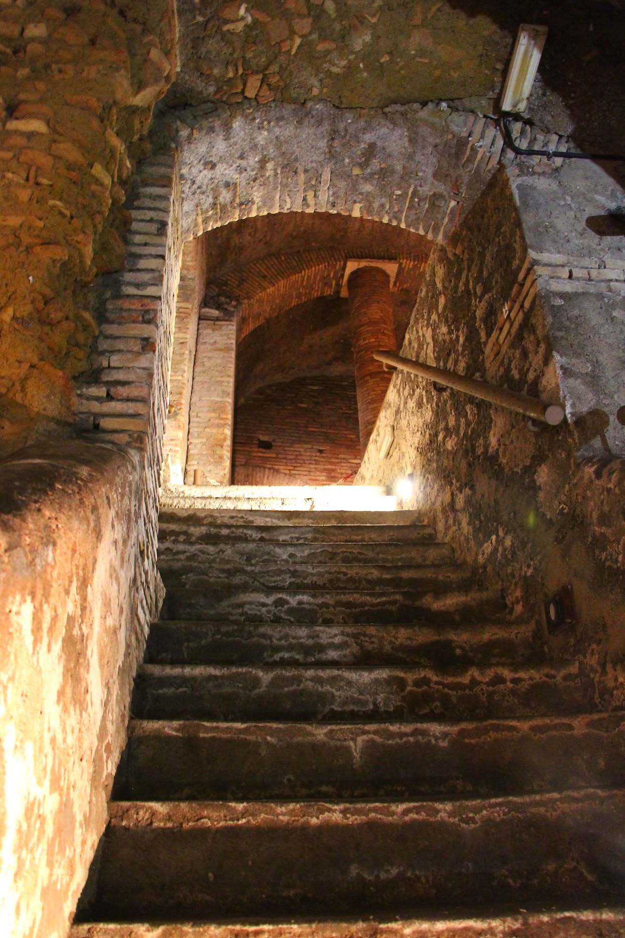 Roman masonry at San Paolo alla Regola