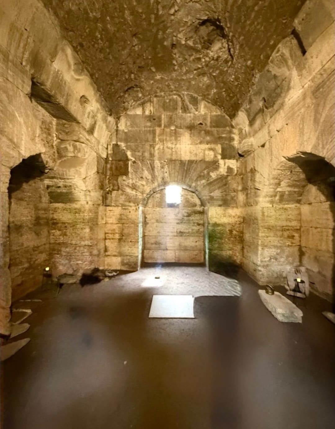 Funerary chamber of the Mausoleum of the Equinoxes
