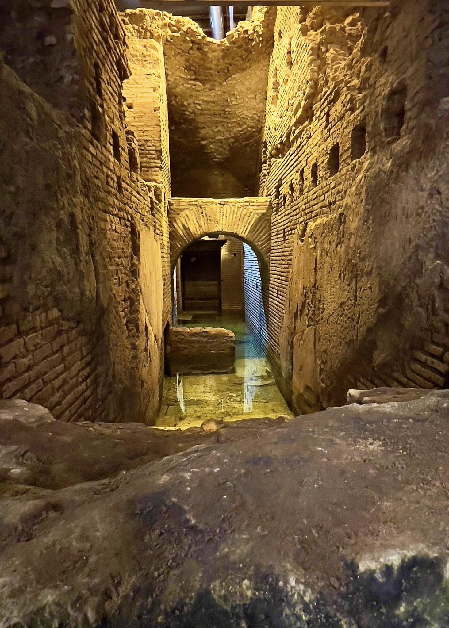 Archaeological structures below Rome