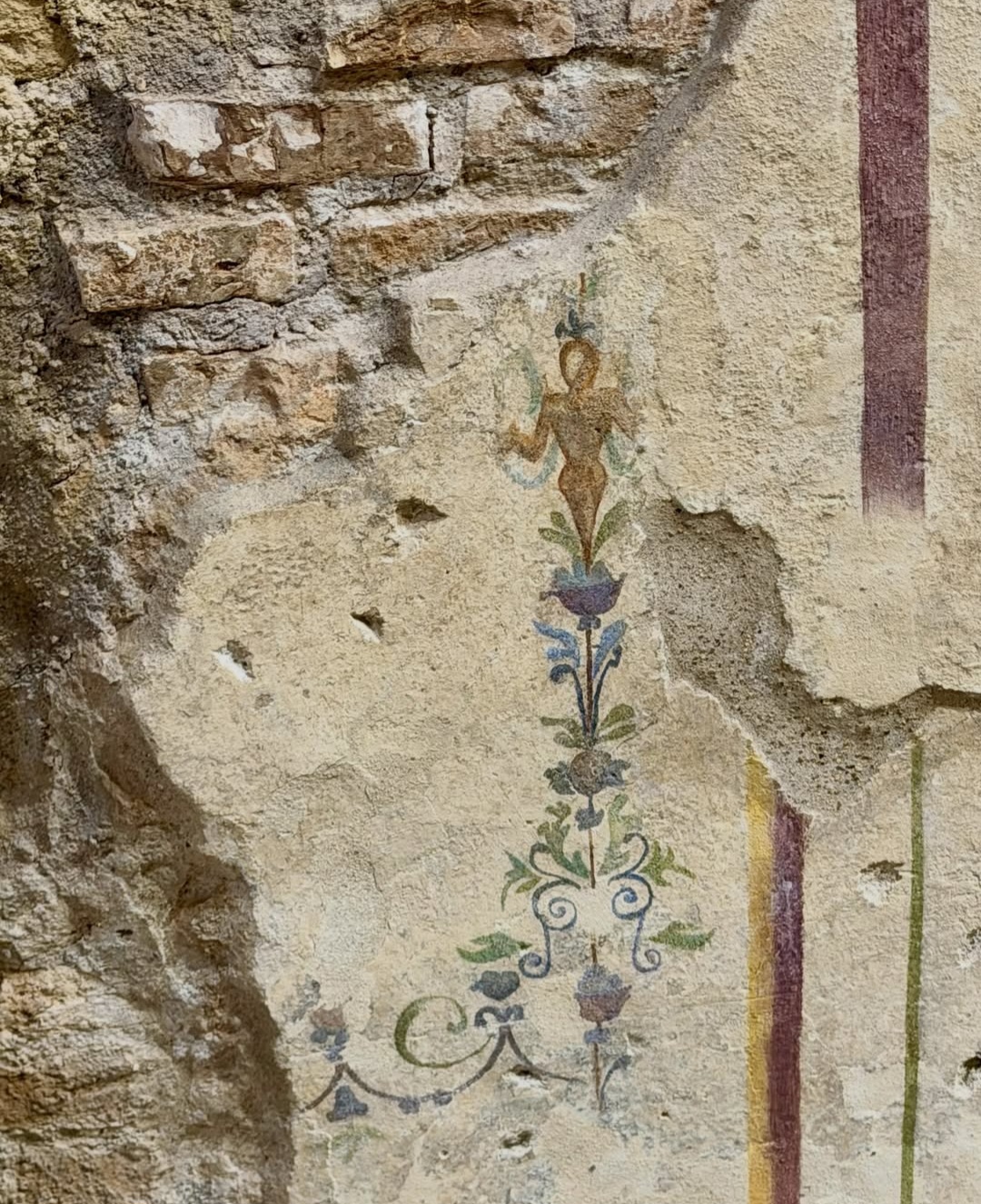 Archaeological remains of the Roman latrine on Via Garibaldi